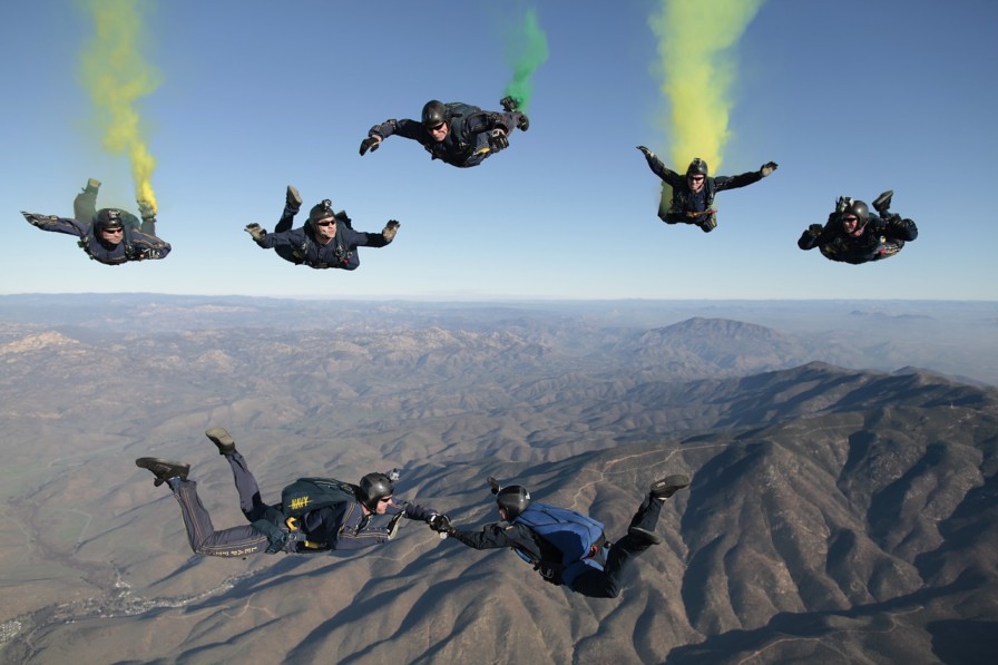 There is amazing game play about skydiving group